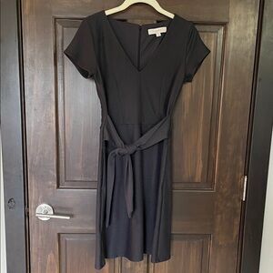 Ann Taylor LOFT Tie Wrap Short Sleeve Dress - Gray Size 0